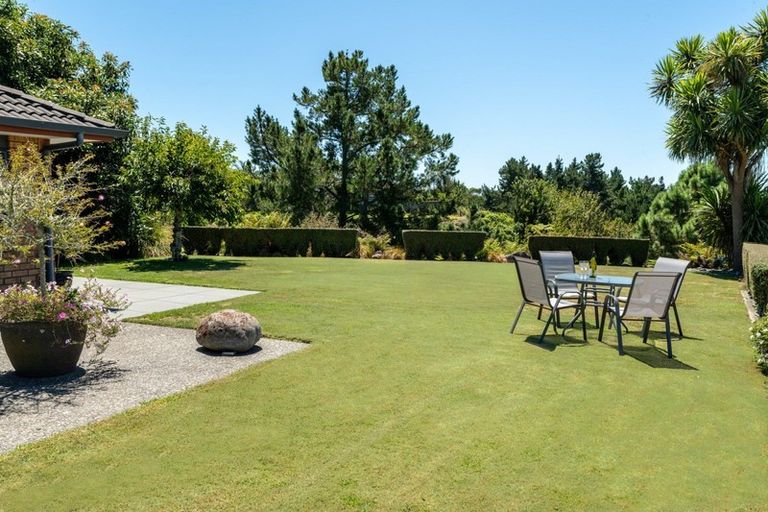 Photo of property in 38 Kereru Place, Pyes Pa, Tauranga, 3112