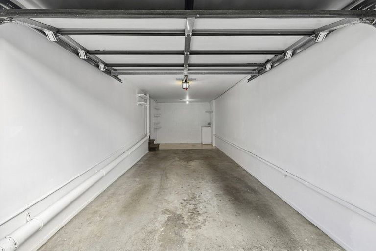 Photo of property in 2/2 Goring Street, Thorndon, Wellington, 6011