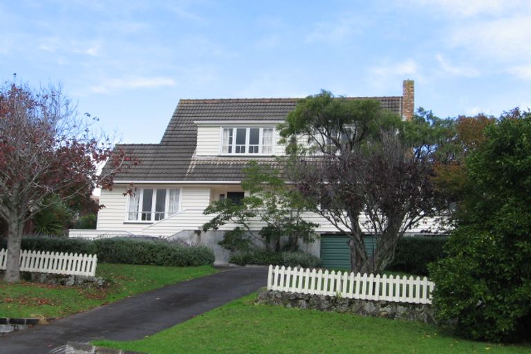Photo of property in 5 Lynton Road, Bucklands Beach, Auckland, 2012