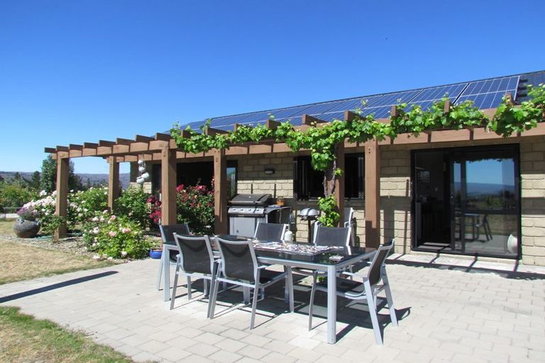 Photo of property in 115 Letts Gully Road, Letts Gully, Alexandra, 9393