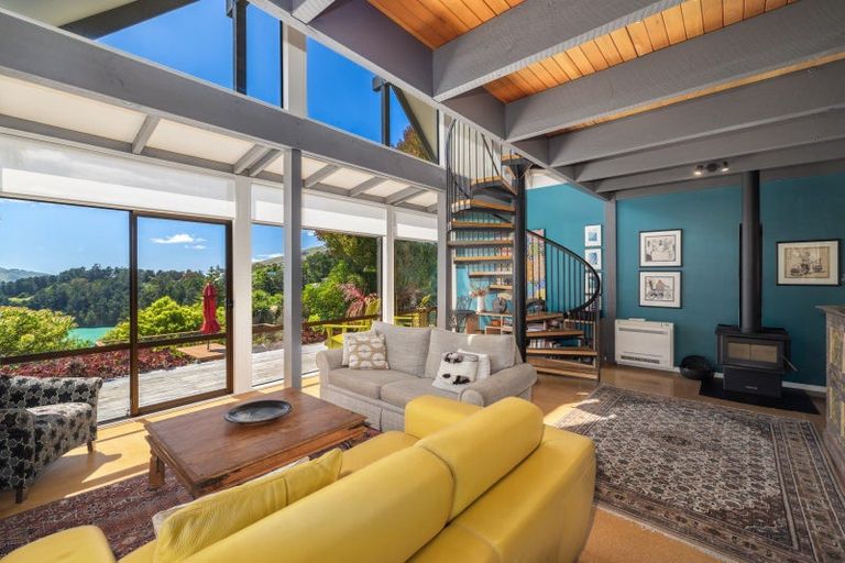 Photo of property in 5 Te Ara Crescent, Diamond Harbour, Lyttelton, 8971