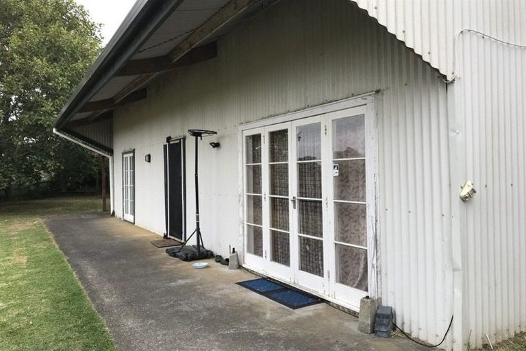 Photo of property in 222 Helvetia Road, Pukekohe, 2676