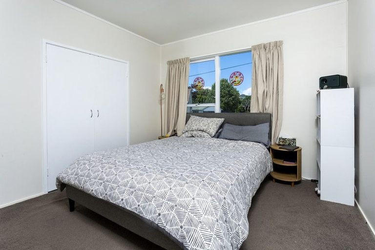 Photo of property in 25 Kenmure Avenue, Forrest Hill, Auckland, 0620