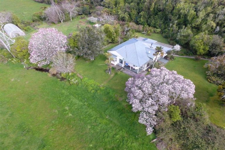 Photo of property in 17 State Highway 67, Westport, Cape Foulwind, 7892