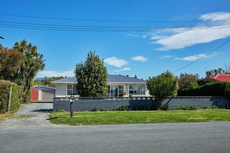 Photo of property in 16 Cromer Street, Kaikoura, 7300