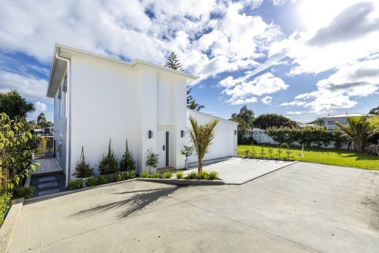 Photo of property in 199a Gill Street, Strandon, New Plymouth, 4312