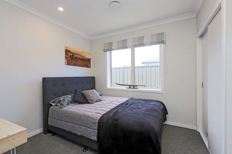 Photo of property in 25 Young Place, Taradale, Napier, 4112