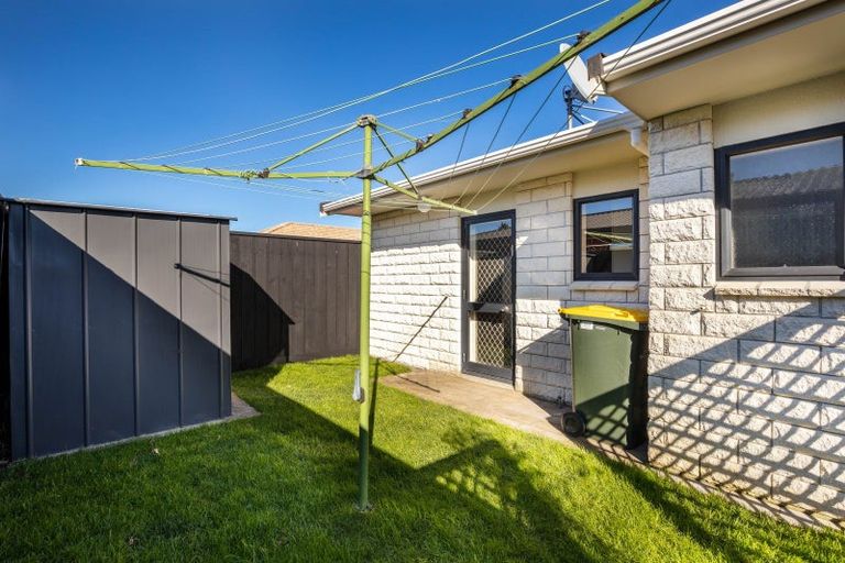 Photo of property in 273/1 Mangorei Road, Merrilands, New Plymouth, 4312