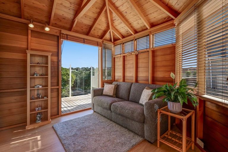 Photo of property in 28c Zealandia Road, Manly, Whangaparaoa, 0930