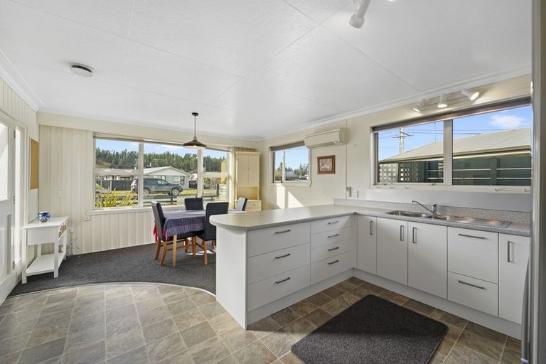 Photo of property in 64 Russell Street, Alexandra, 9320