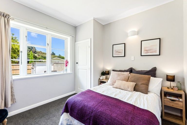 Photo of property in 16 Tyndall Street, Waiwhetu, Lower Hutt, 5010