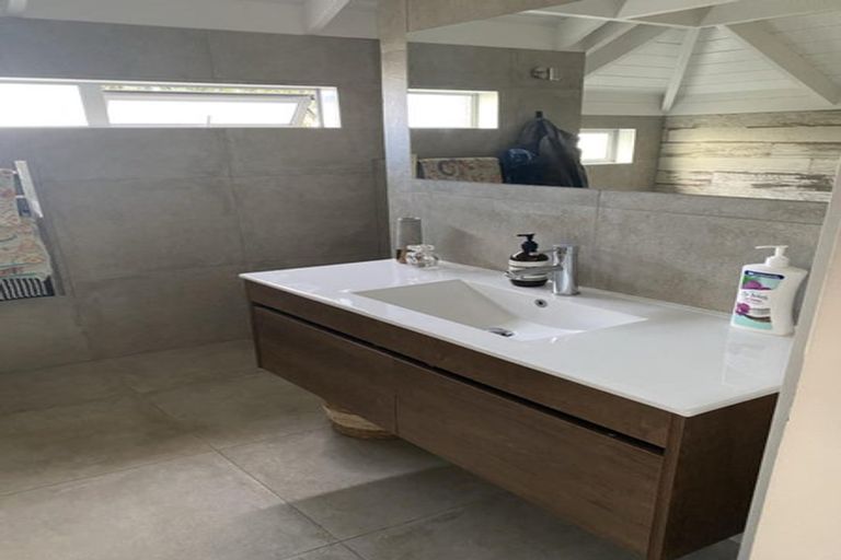 Photo of property in 1/91 Princes Street, Northcote Point, Auckland, 0627