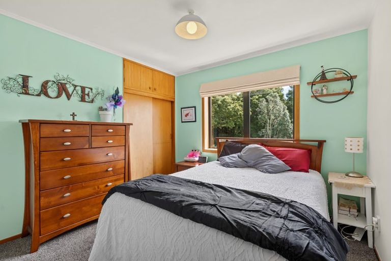 Photo of property in 126a Apotu Road, Kauri, Kamo, 0185