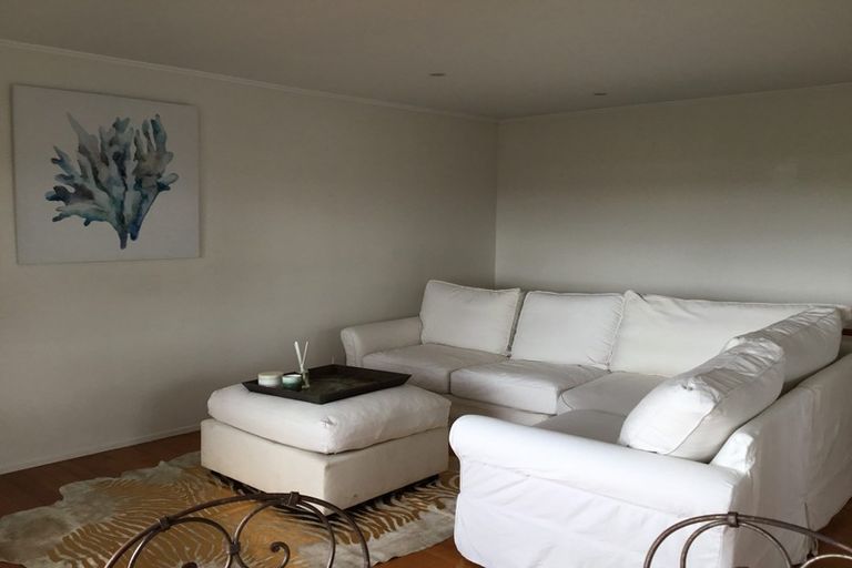 Photo of property in 2/233 Hurstmere Road, Takapuna, Auckland, 0622