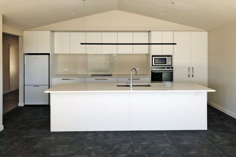 Photo of property in 15 Bannister Street, Jacks Point, Queenstown, 9371