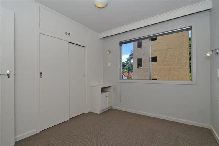 Photo of property in Windsor Court, 5/340 Tinakori Road, Thorndon, Wellington, 6011