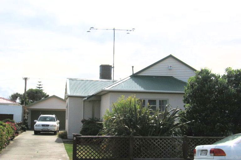 Photo of property in 8 Wayside, Miramar, Wellington, 6022