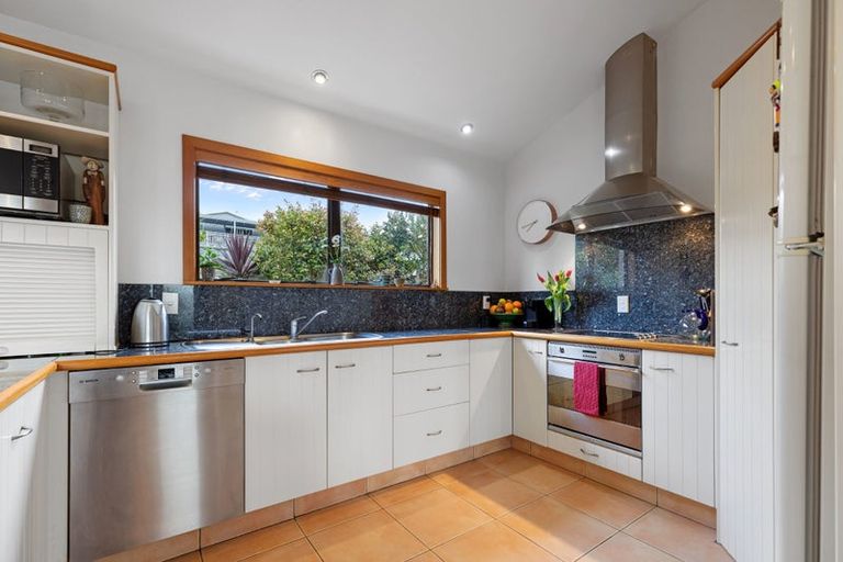 Photo of property in 14 Takapu Street, Matua, Tauranga, 3110