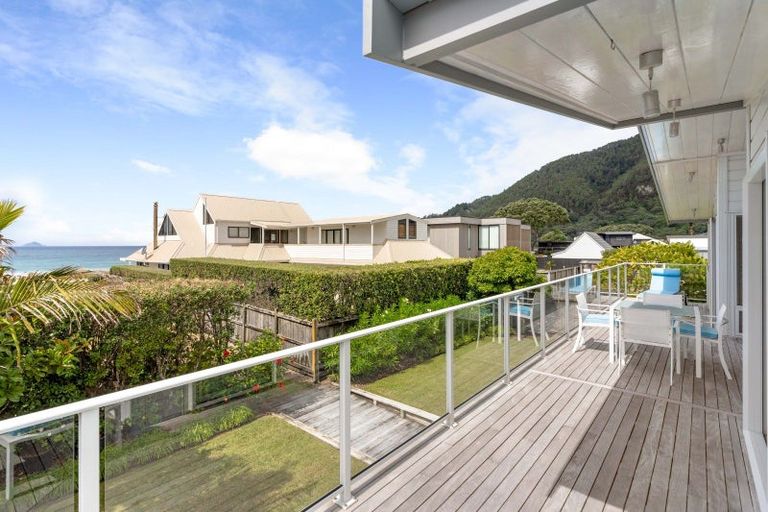 Photo of property in 28 Champion Place, Pauanui, Hikuai, 3579