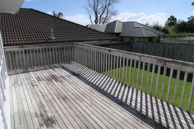 Photo of property in 20 Edgar Pearce Place, Howick, Auckland, 2014