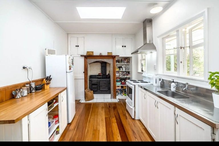 Photo of property in 138 Fitzherbert Street, Featherston, 5710