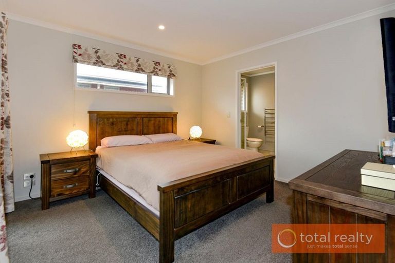 Photo of property in 31 Bradwell Crescent, Halswell, Christchurch, 8025