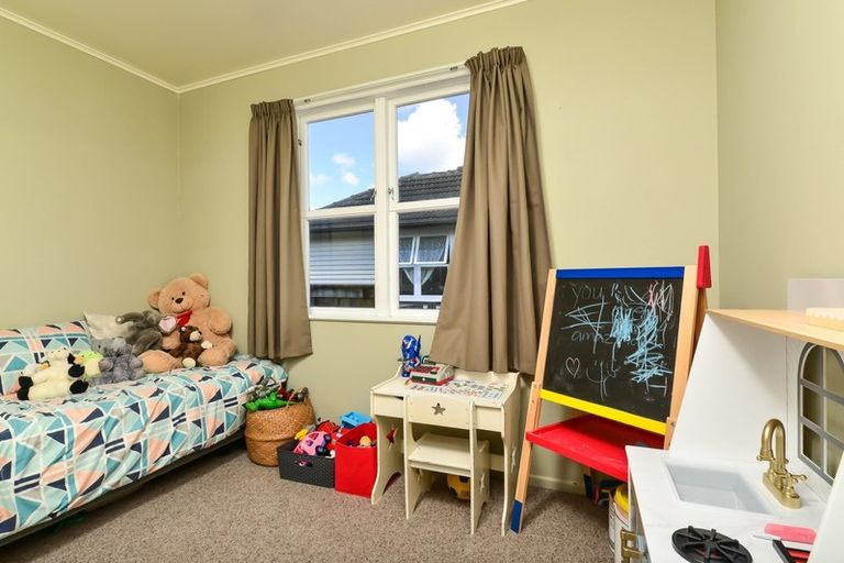 Photo of property in 14 Hendon Road, Fairview Downs, Hamilton, 3214