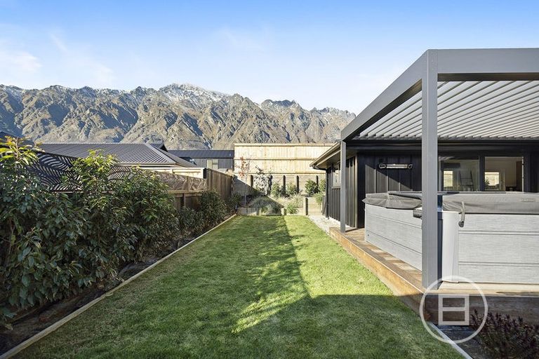 Photo of property in 96 Jack Hanley Drive, Jacks Point, Queenstown, 9371