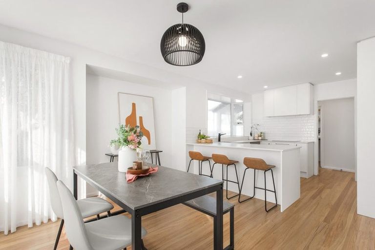 Photo of property in 14 Ron Place, Bishopdale, Christchurch, 8051