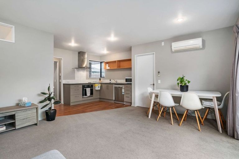 Photo of property in 4/13 Elizabeth Street, Riccarton, Christchurch, 8011