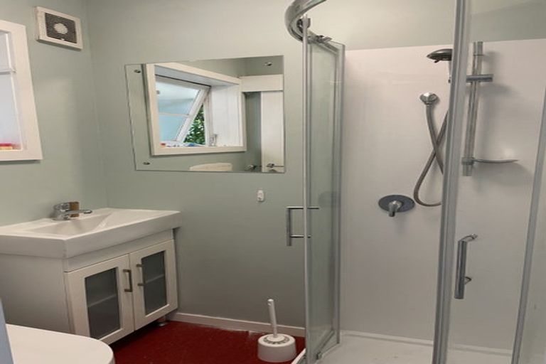 Photo of property in 84a Tannadyce Street, Strathmore Park, Wellington, 6022