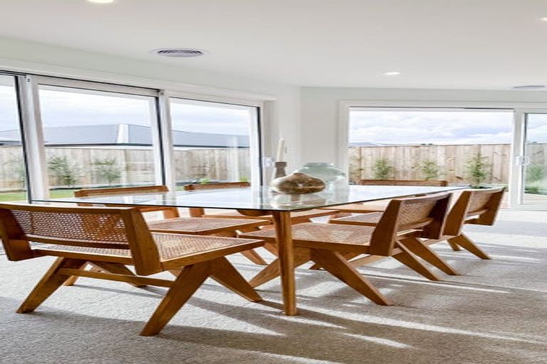 Photo of property in 69 Freedom Drive, Kelvin Grove, Palmerston North, 4414