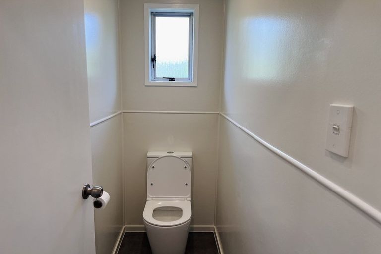 Photo of property in 26 Makora Road, Massey, Auckland, 0614