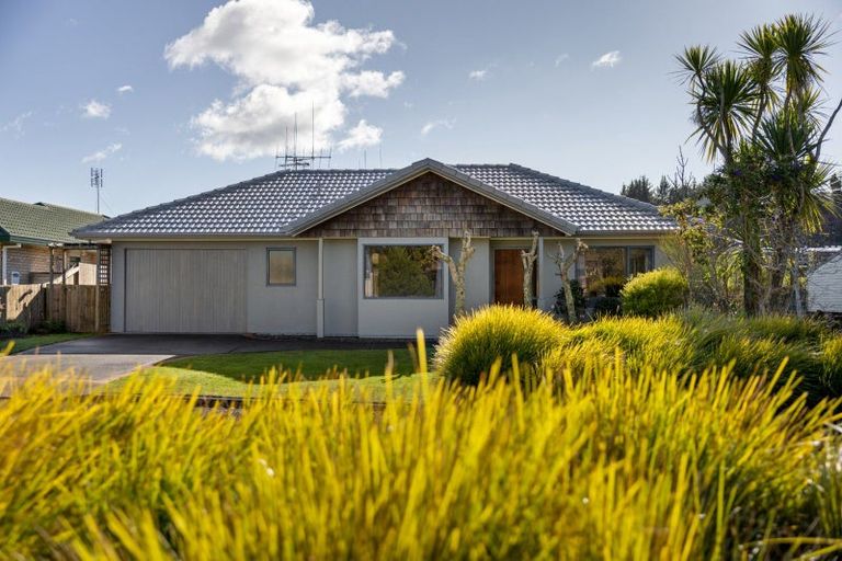 Photo of property in 32 Solomon Street, Brookfield, Tauranga, 3110