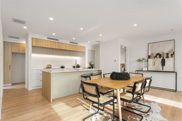 Photo of property in 32 Cox Street, Merivale, Christchurch, 8014