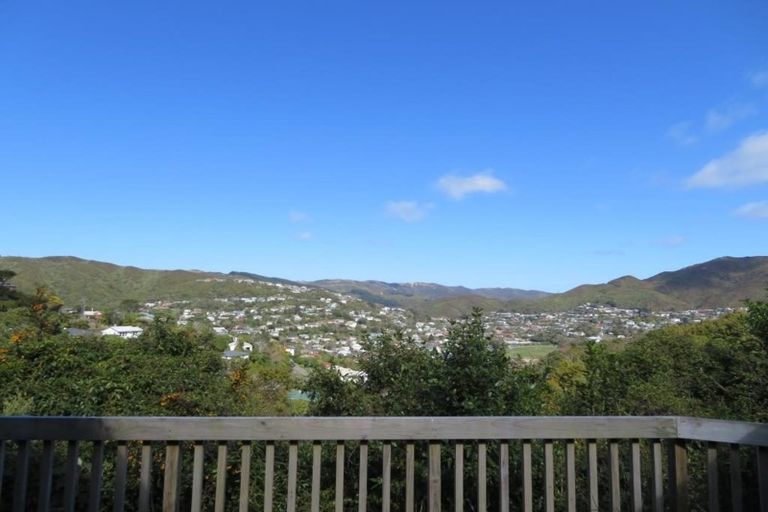 Photo of property in 43 Montgomery Avenue, Karori, Wellington, 6012