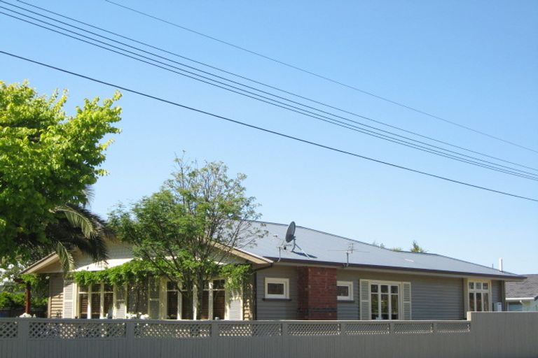 Photo of property in 150 Stapletons Road, Richmond, Christchurch, 8013