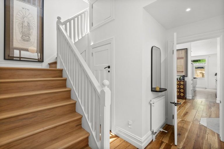 Photo of property in 71 Honiana Te Puni Street, Aro Valley, Wellington, 6021