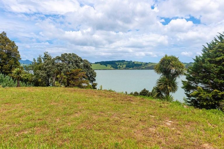 Photo of property in 9 Korari Place, Rawene, Kaikohe, 0473
