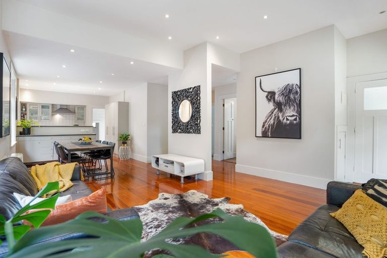 Photo of property in 8 Crossfield Road, Glendowie, Auckland, 1071