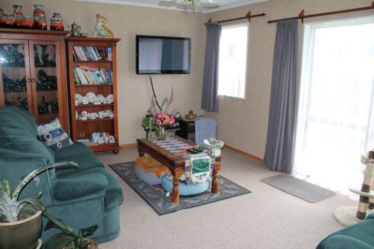 Photo of property in 61c Park Street, Winton, 9720