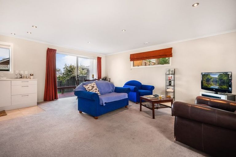 Photo of property in 20 Lemonwood Place, The Gardens, Auckland, 2105