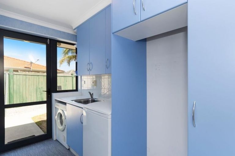 Photo of property in 54 Gravatt Road, Papamoa Beach, Papamoa, 3118