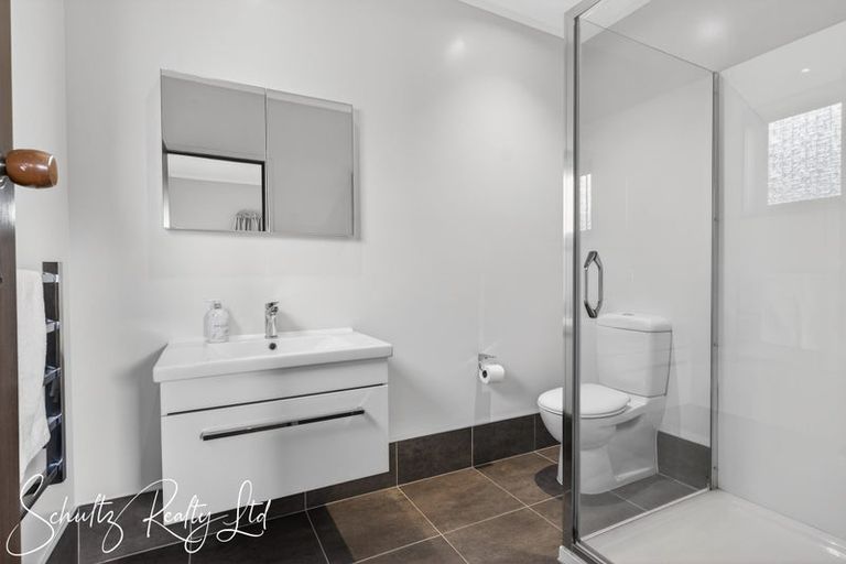 Photo of property in 71 Gorge Road, Maungaturoto, 0520