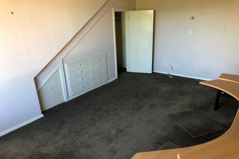 Photo of property in 22 Baroda Street, Khandallah, Wellington, 6035