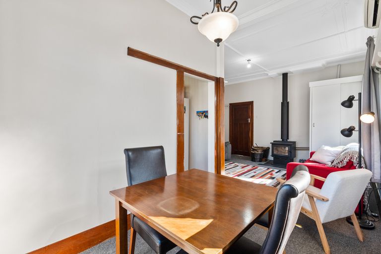 Photo of property in 265 Macandrew Road, Forbury, Dunedin, 9012