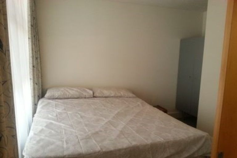 Photo of property in St Pauls Apartments, 62/43 Mulgrave Street, Thorndon, Wellington, 6011