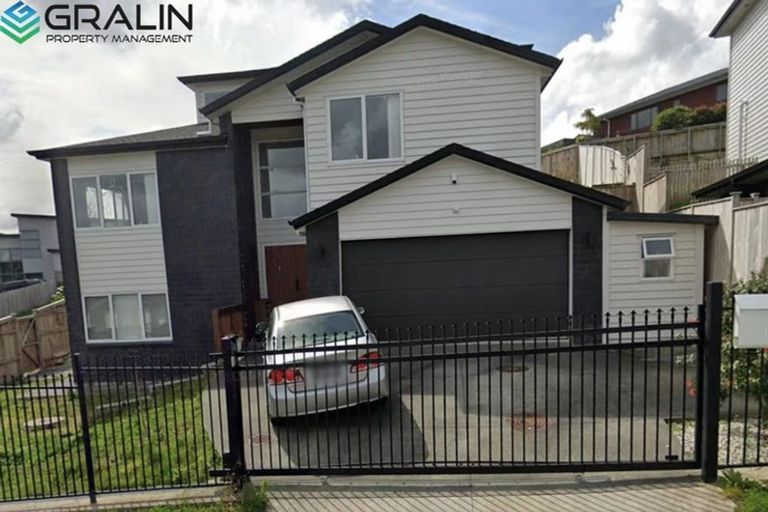 Photo of property in 83 San Valentino Drive, Henderson, Auckland, 0612