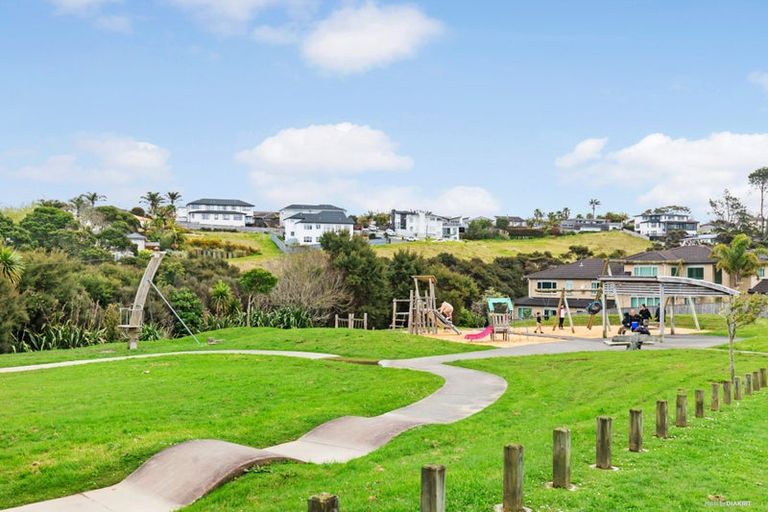 Photo of property in 56 Harrowglen Drive, Northcross, Auckland, 0630