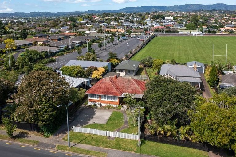 Photo of property in 78a Swanson Road, Henderson, Auckland, 0610